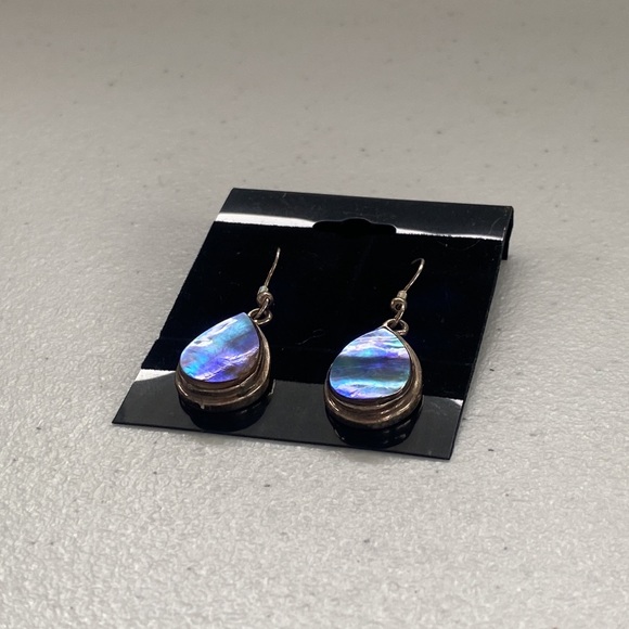 Beautiful Hand Crafted Sterling Silver and Tear Drop Abalone Earrings - Picture 3 of 9